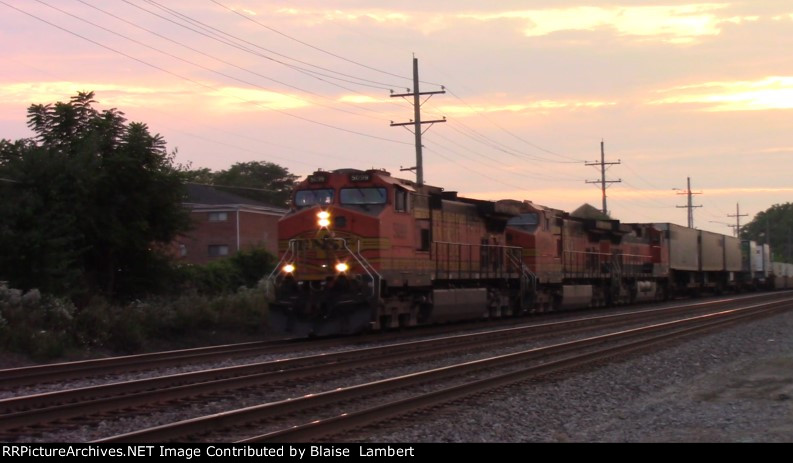 BNSF intermodal train